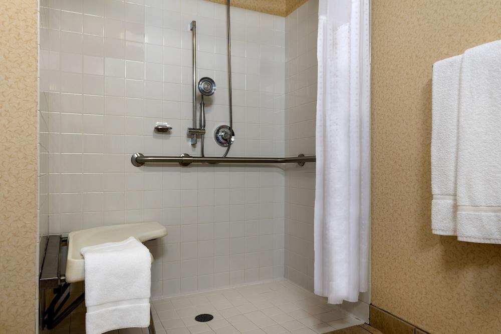 Holiday Inn Express Wilson I-95 By Ihg Exterior photo