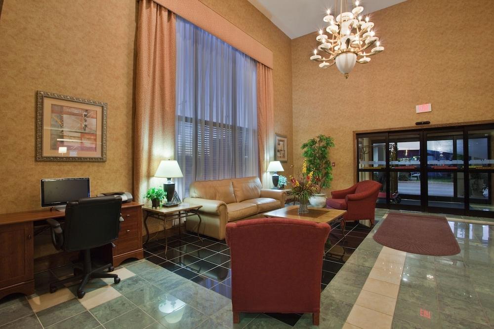 Holiday Inn Express Wilson I-95 By Ihg Exterior photo